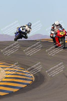 media/Dec-18-2022-SoCal Trackdays (Sun) [[8099a50955]]/Turns 9 and 10 Set 2 (1055am)/